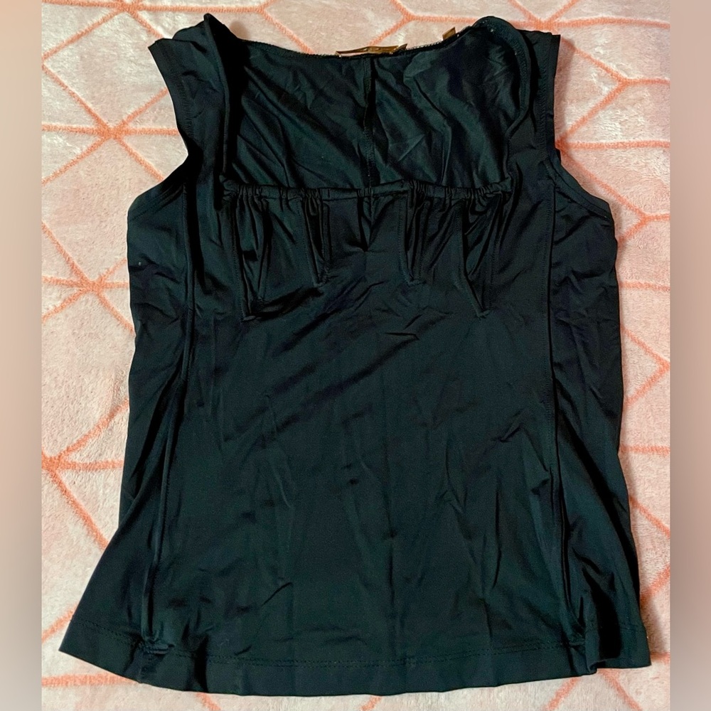 🖤 Essendi Chic Black Sleeveless Blouse 🖤